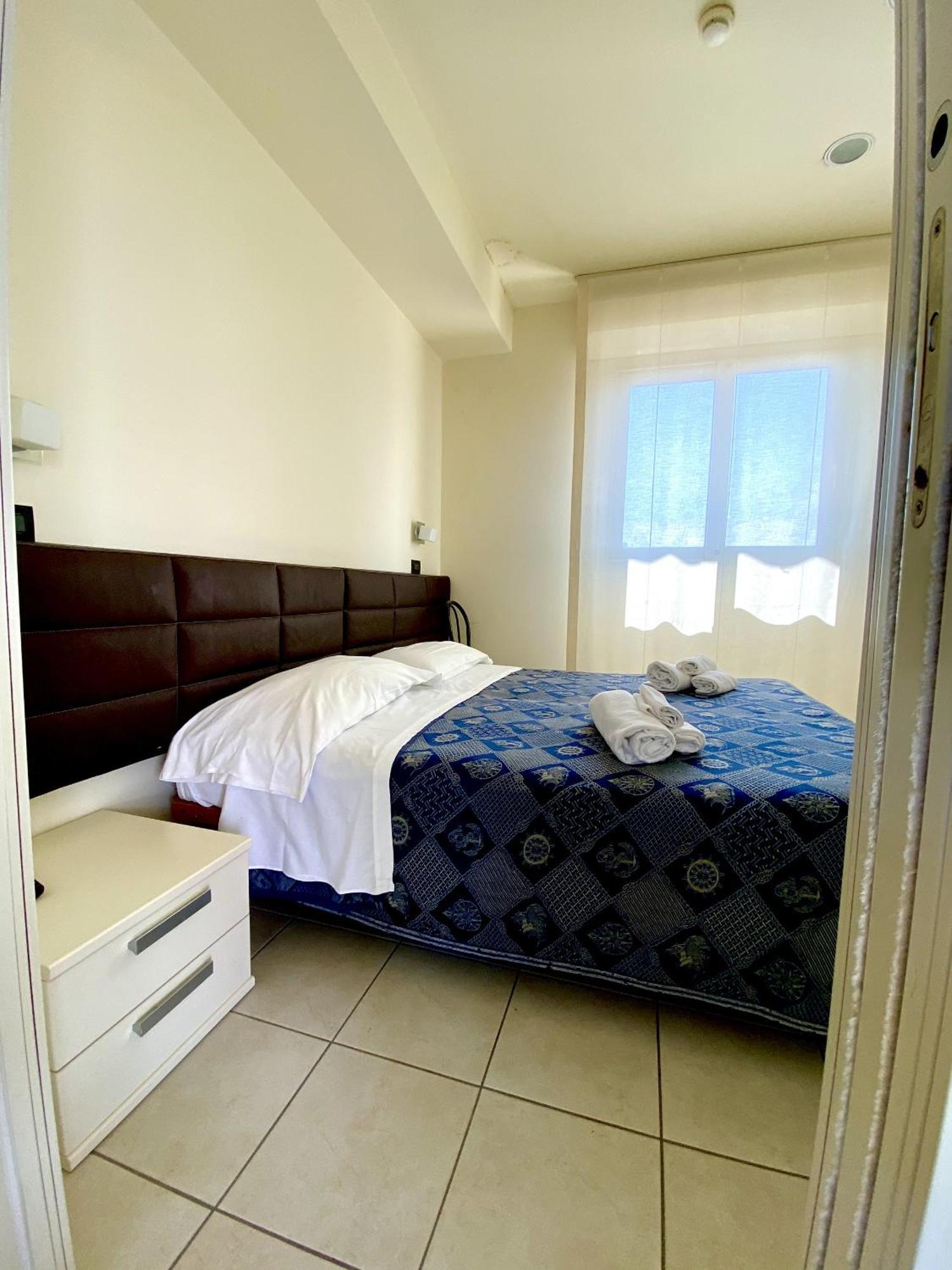 Hotel Avana Fronte Mare 里乔内 客房 照片
