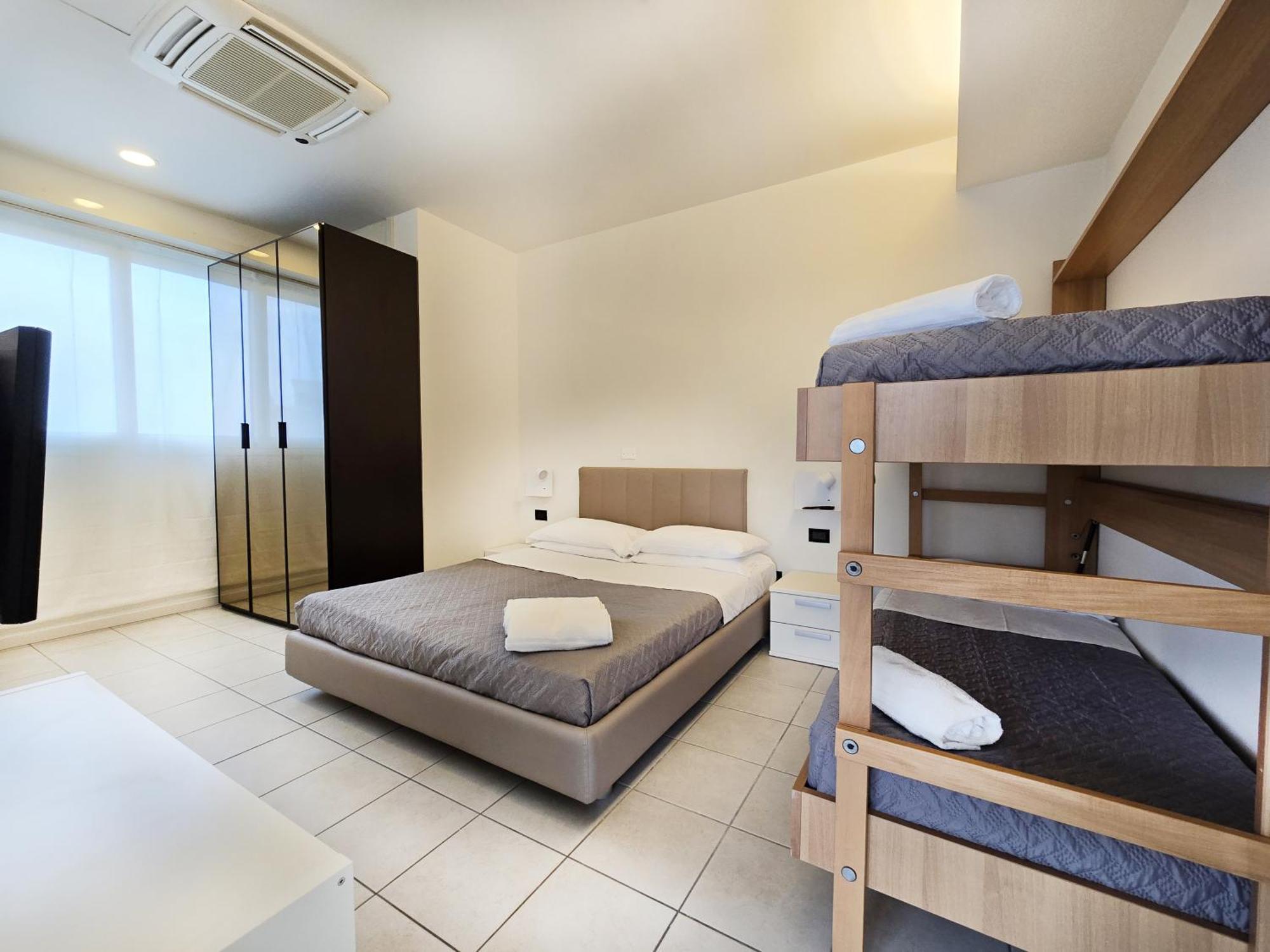 Hotel Avana Fronte Mare 里乔内 外观 照片
