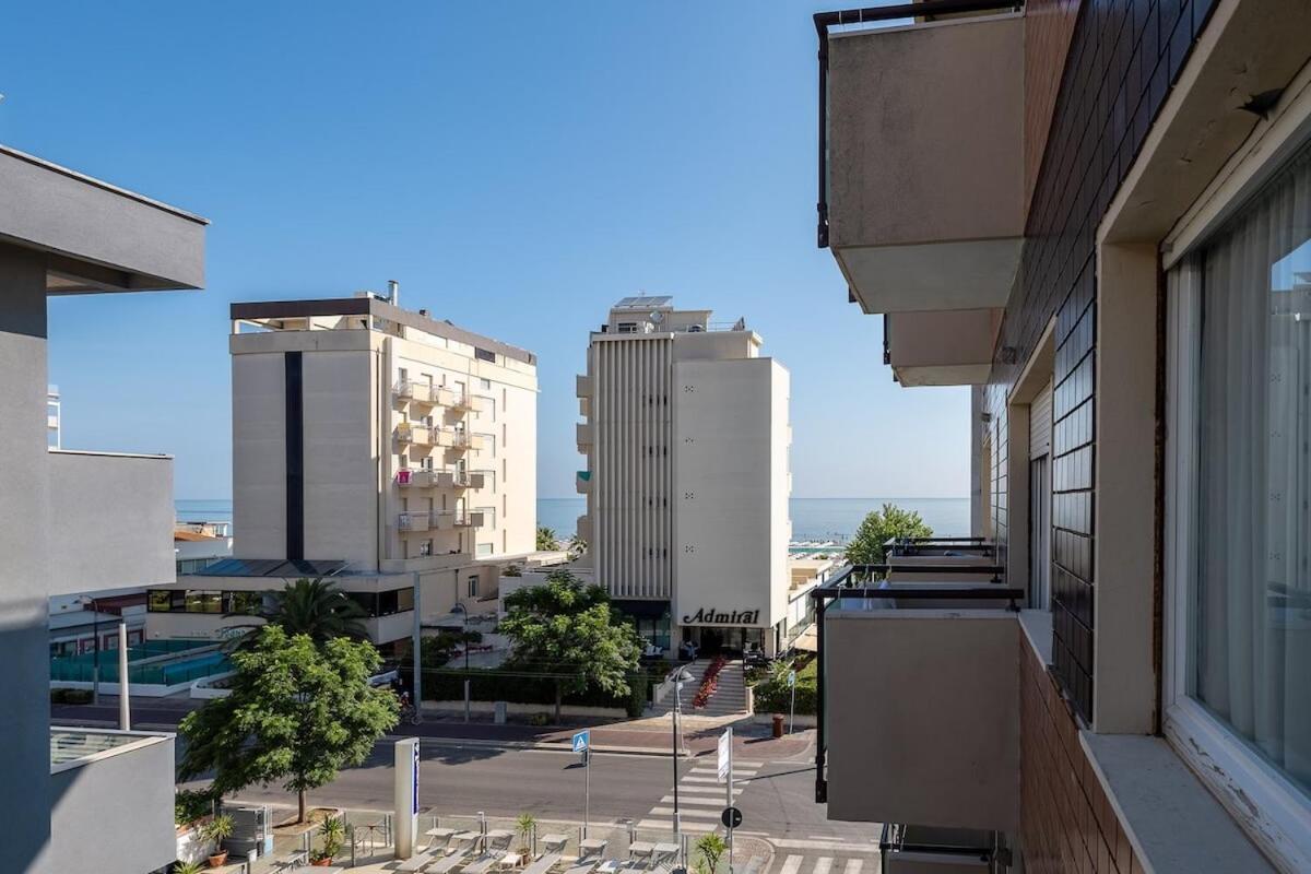 Hotel Avana Fronte Mare 里乔内 外观 照片